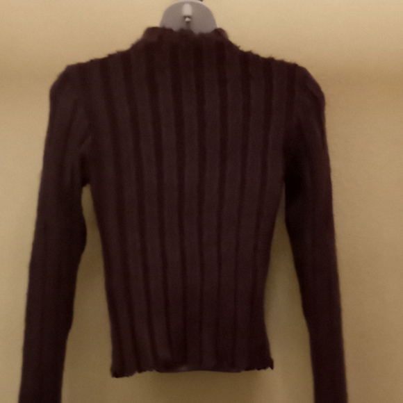 VTG- Poleci Purple Faux Fur Turtleneck Sweater⦠- Picture 6 of 11